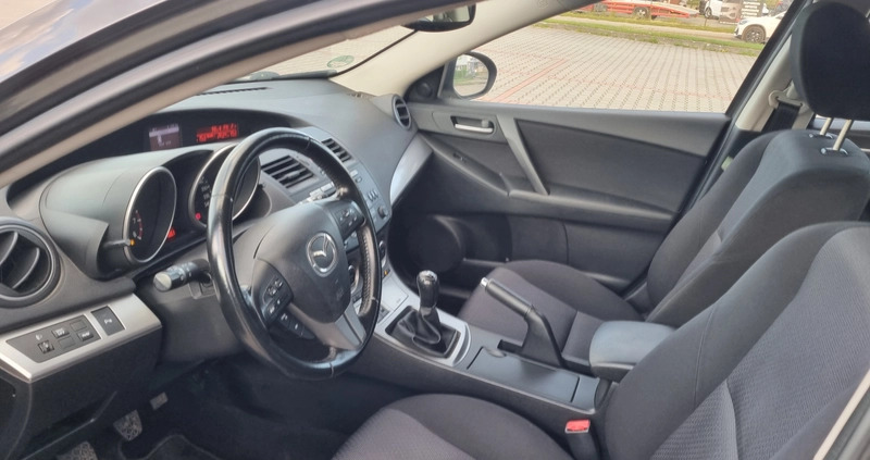 Mazda 3 cena 21000 przebieg: 177700, rok produkcji 2009 z Zawiercie małe 352